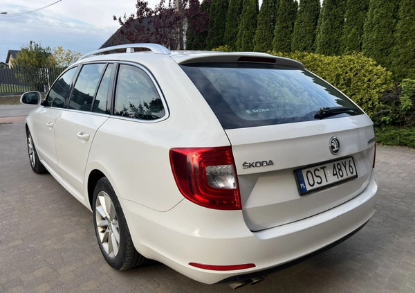 Skoda Superb cena 37900 przebieg: 258000, rok produkcji 2015 z Tuszyn małe 79